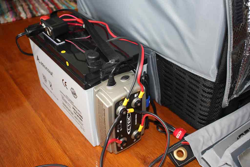 best deep cycle battery chargers